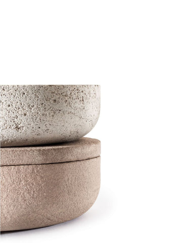 Vincent Van Duysen stone pottery bowl with lid in natural Muschelkalk limestone, 30 cm diameter.