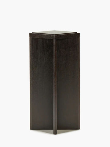 KUBÉ OAK PEDESTAL