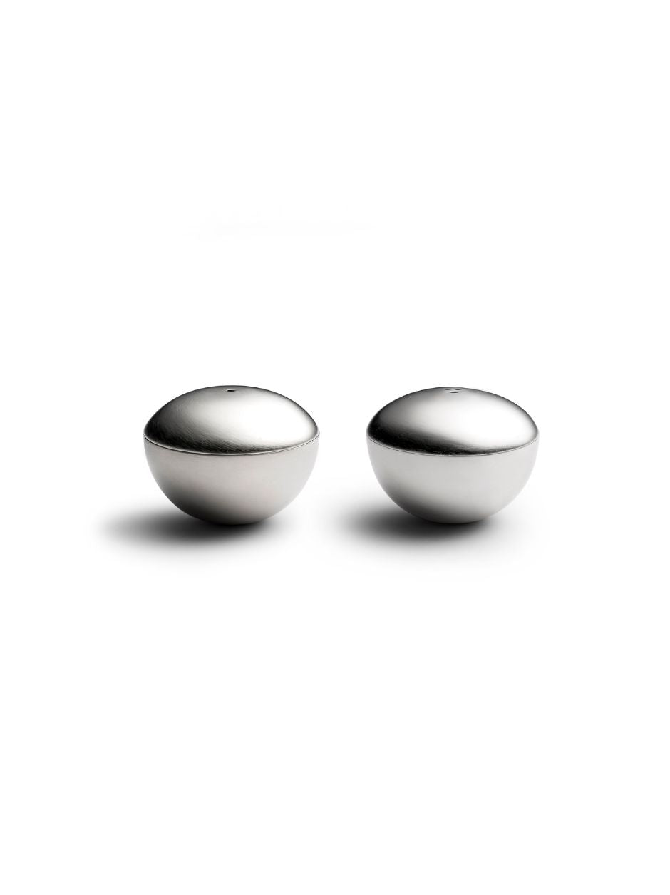 SALT AND PEPPER SET