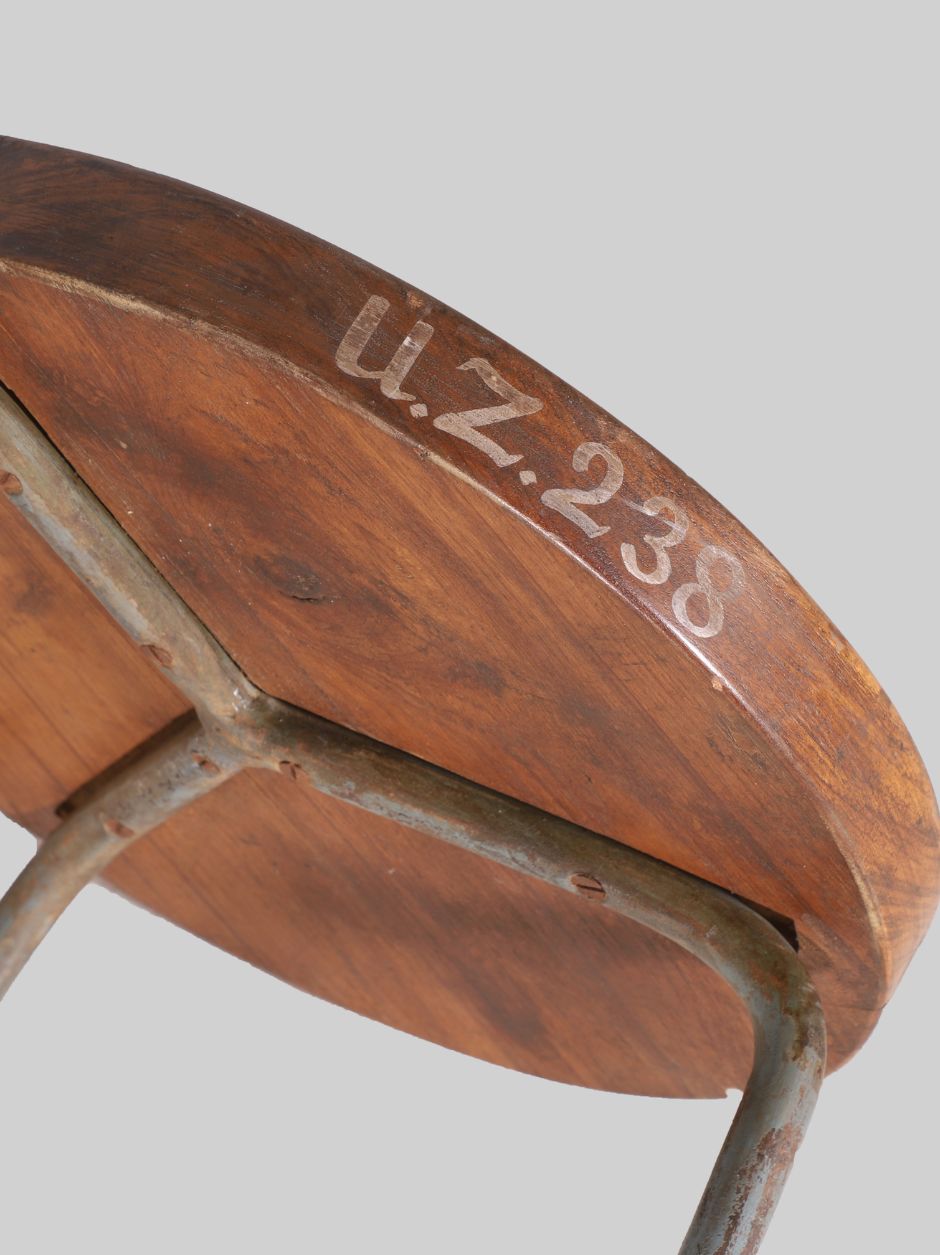 AUTHENTIC PIERRE JEANNERET STOOL IN TEAK AND IRON, ROUND TRIPOD DESIGN, MADE IN CHANDIGARH, CIRCA 1952, MID-CENTURY MODERN COLLECTIBLE